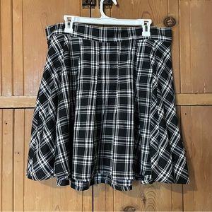 Torrid plaid skirt